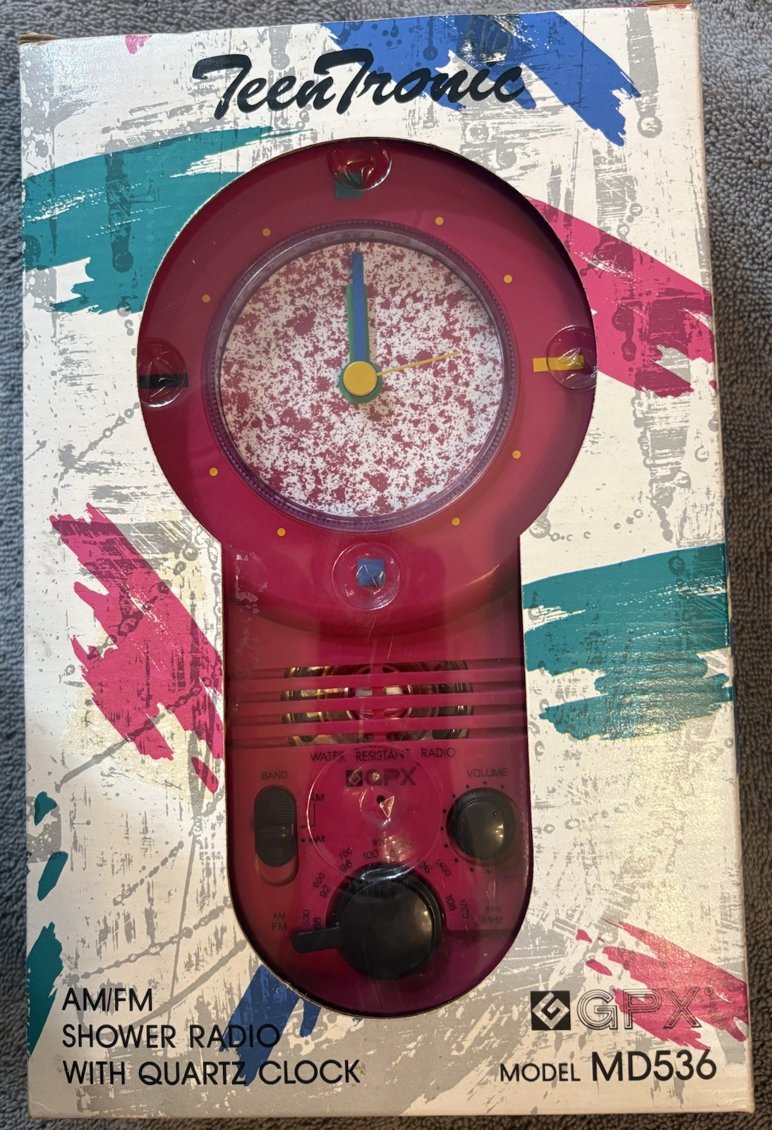 New Vintage 1990s Red GPX MD536 AM/FM water-resistant shower AM/FM clock radio