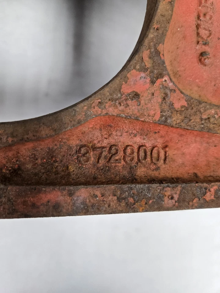 Chevy 210 Bel Air 1956 carcasa de campana de transmisión manual OEM GM 3729001 Foto 2 de 4