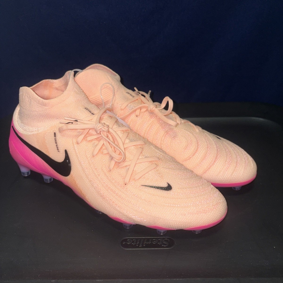 Nike Phantom Luna II 2 Elite AG PRO Gripknit Soccer Cleats HF4361
