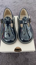 BNIB Clarks Girls 5.5F Joyful Skip Toddler Navy Patent T Bar Shoes RRP £38