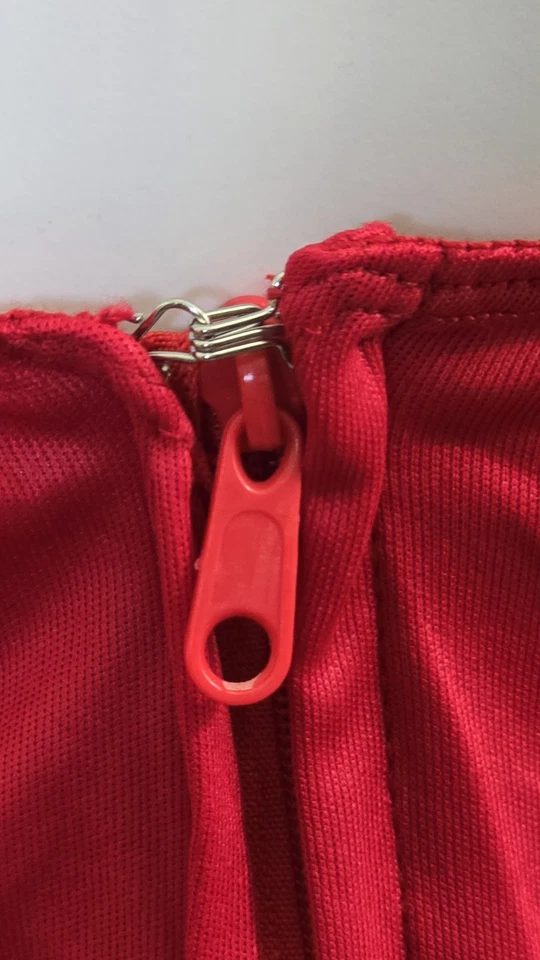 Fantasia feminina Don't Tread On Me Bettie Page diabo sexy, pequena - Imagem 4 de 4