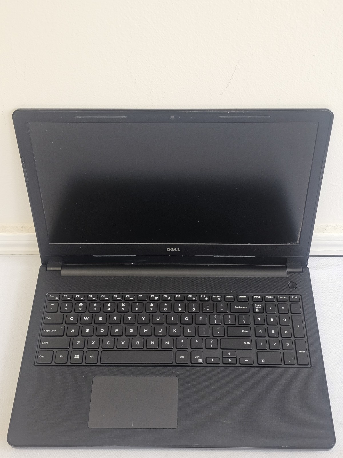 Dell Inspiron 3558 Laptop - Intel i3-5005U - 6GB RAM - 1TB HDD - Windows 10