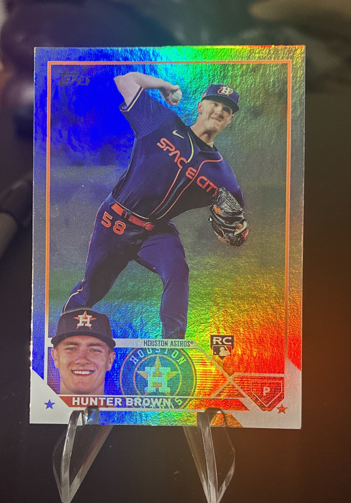 2023 Topps Series 1 - Hunter Brown #111 Rainbow Foil (RC)