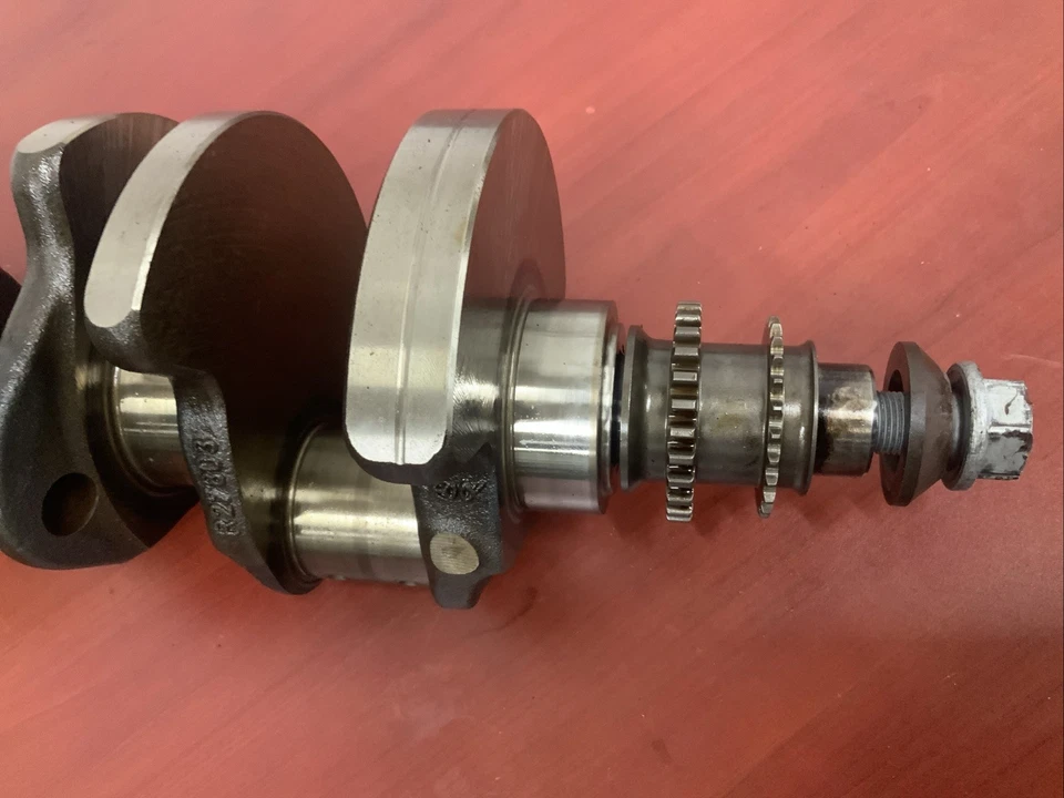 Cigüeñal del motor Mercedes Benz S550 (W221) M278 4,6 V8 probado por fabricantes de equipos originales Foto 2 de 4