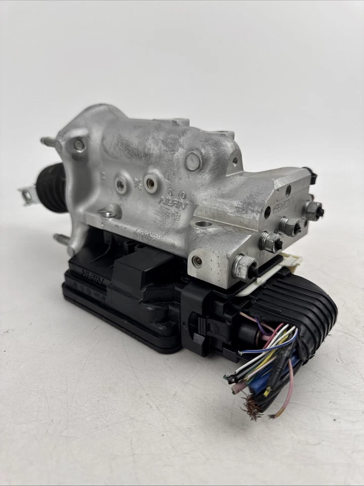 Amplificador de freno eléctrico Honda Insight EX 2021-2022 46100-TXM-A621-M1 OEM Foto 3 de 4