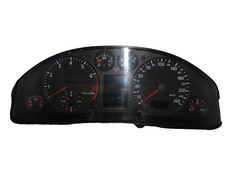 Tacho Tachometer Kombiinstrument 8D0919860 VDO Audi A4 B5 8D 2,4 Defekt