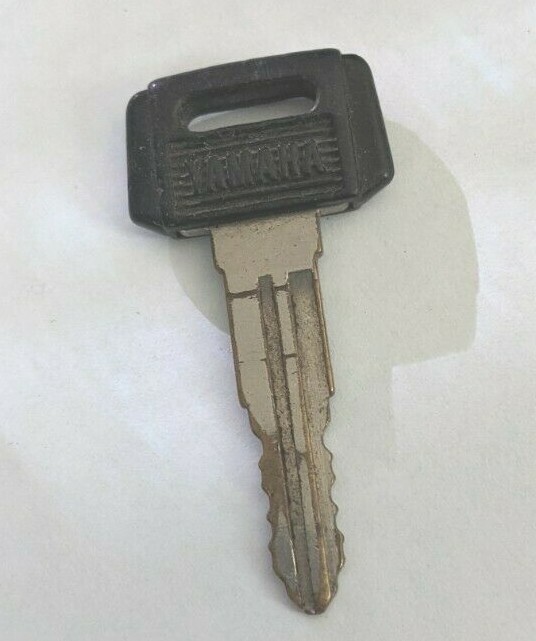 YAMAHA MOTORCYCLE PRE-CUT KEY F23323 | eBay