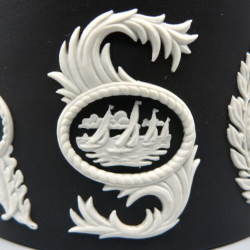 WEDGWOOD SPORTING MUG SOUVENIR TANKARD BLACK BASALT RICHARD GUYATT RARE PERFECT - Picture 13 of 20