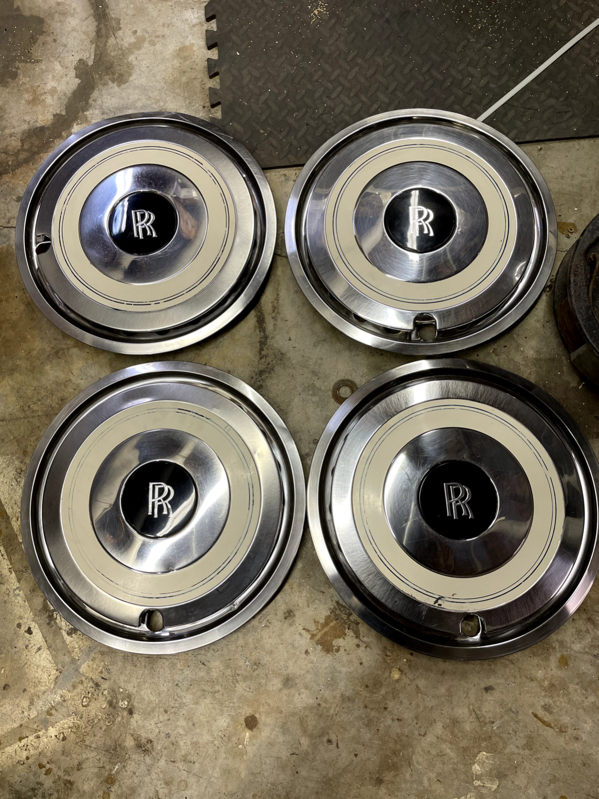 ROLLS ROYCE SPIRIT SPUR DAWN BENTLEY COOLANT TANK. WORLDS LARGEST USED INVENTORY