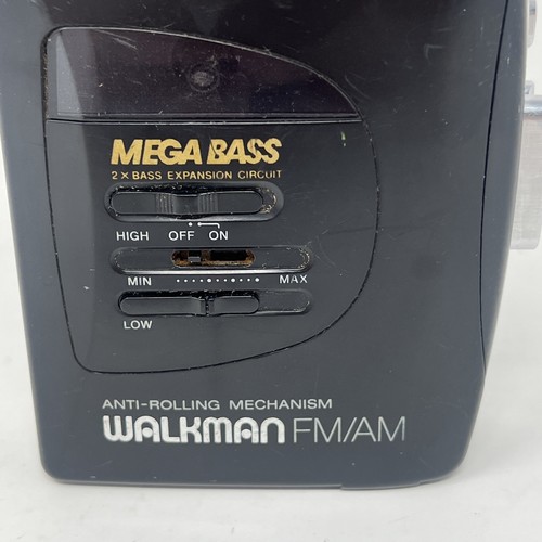 Sony Walkman WM-FX16 MEGA BASS Reproductor de Cinta de Cassette Radio AM/FM - Imagen 2 de 8