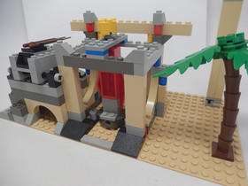 Lego 5958 Mummy's Tomb Adventurers Desert 100% Complete