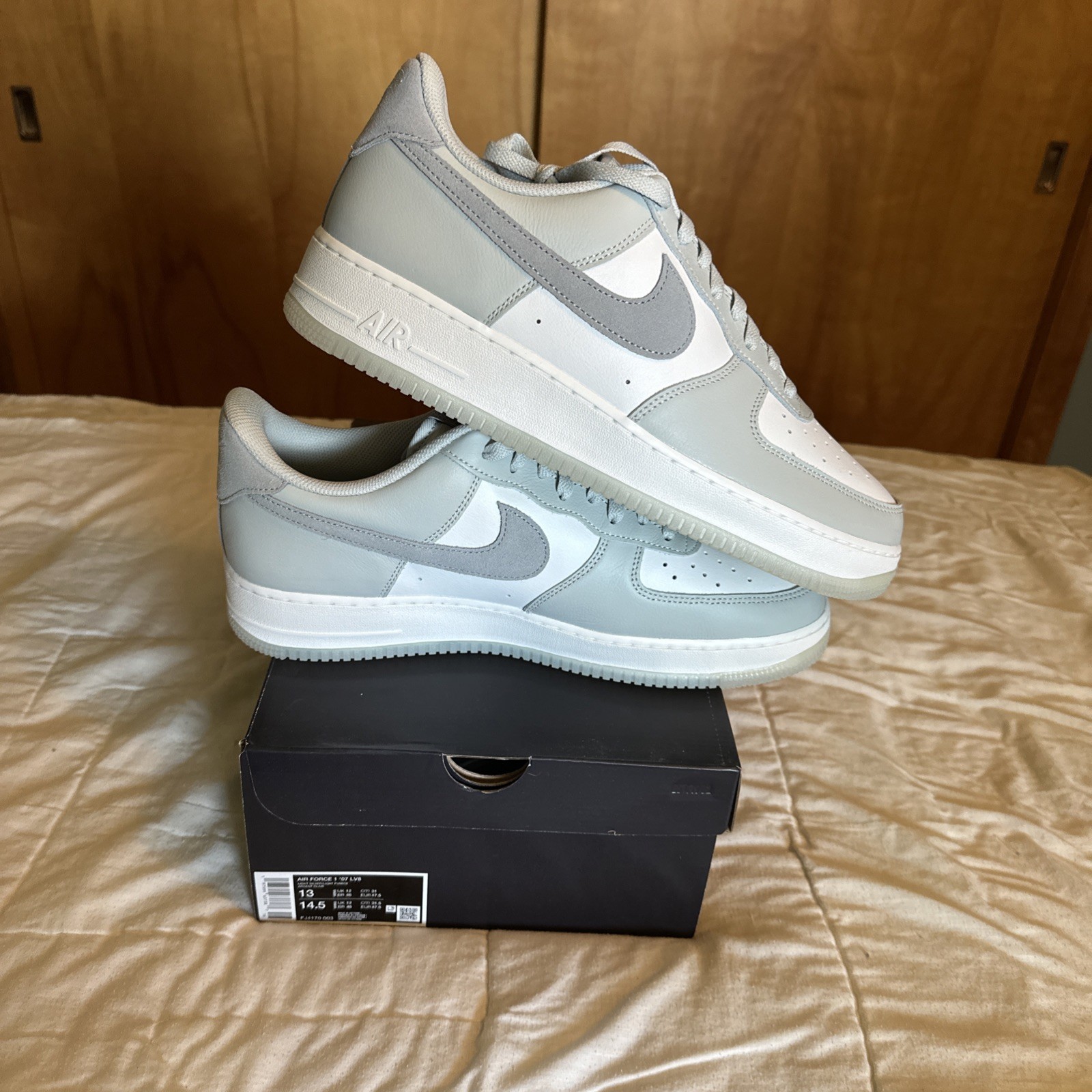 Air Force 1 ‘07 LV8 FJ4170 003 Brand New With Box Air Force 1 ‘07 LV8 FJ4170 003 Brand New With Box