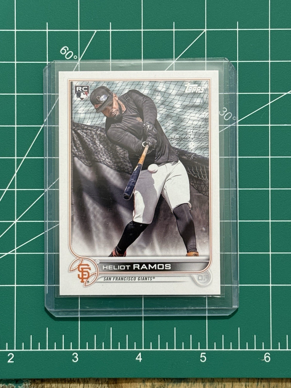 2022 Topps Update Heliot Ramos SP Image Variation Rookie US154 RC Giants