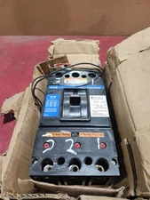 NEW IN BOX CUTLER HAMMER Circuit Breaker 3 POLE 225AMP 600V KAM3225M