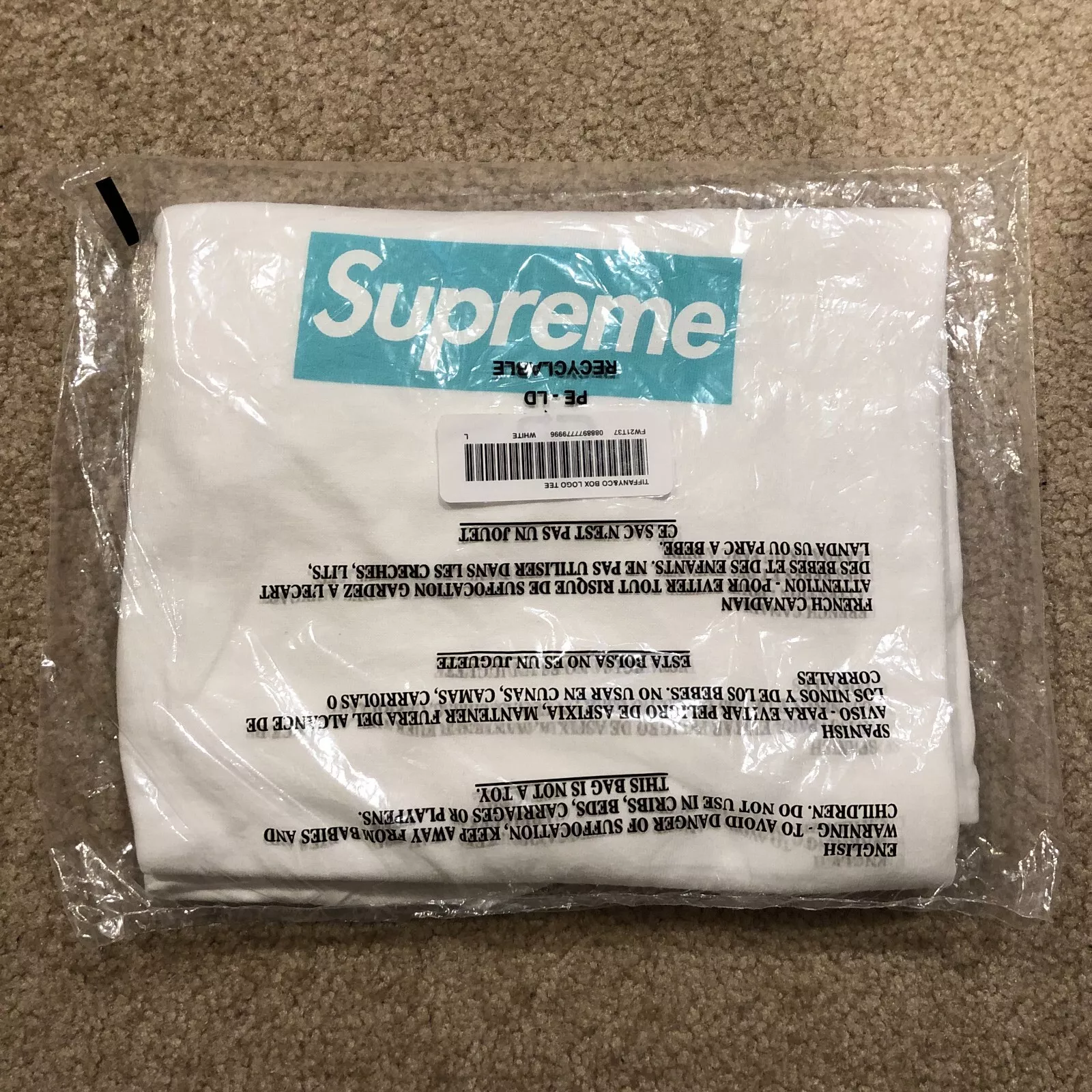 100 % authentique 2021 Supreme x Tiffany & Co. Boîte logo tee taille L flambant neuf