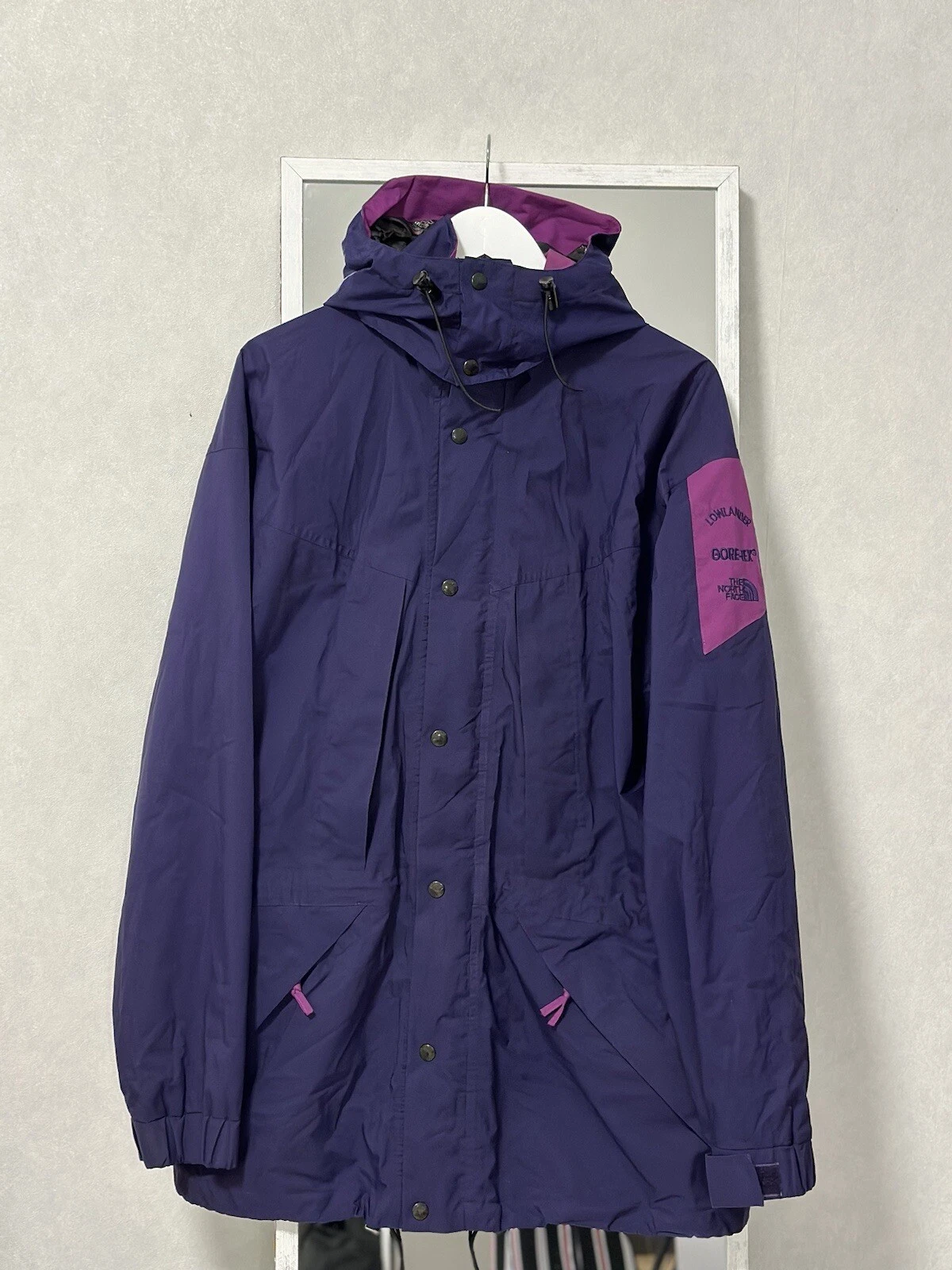 Vintage The North Face Gore-Tex Lowlander Hooded Mountain Jacket 90s Men’s XL