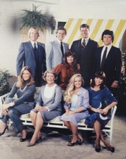 LARRY HAGMAN LINDA GRAY PATRICK DUFFY AND DALLAS CAST COLOR 8x10 PHOTO