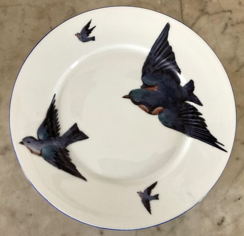 VTG VICTORIA AUSTRIA BLUE BIRD DINNER PLATE - 10”