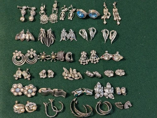 Lot of 30 pairs vintage costume jewelry earrings/clip earrings silver tone
