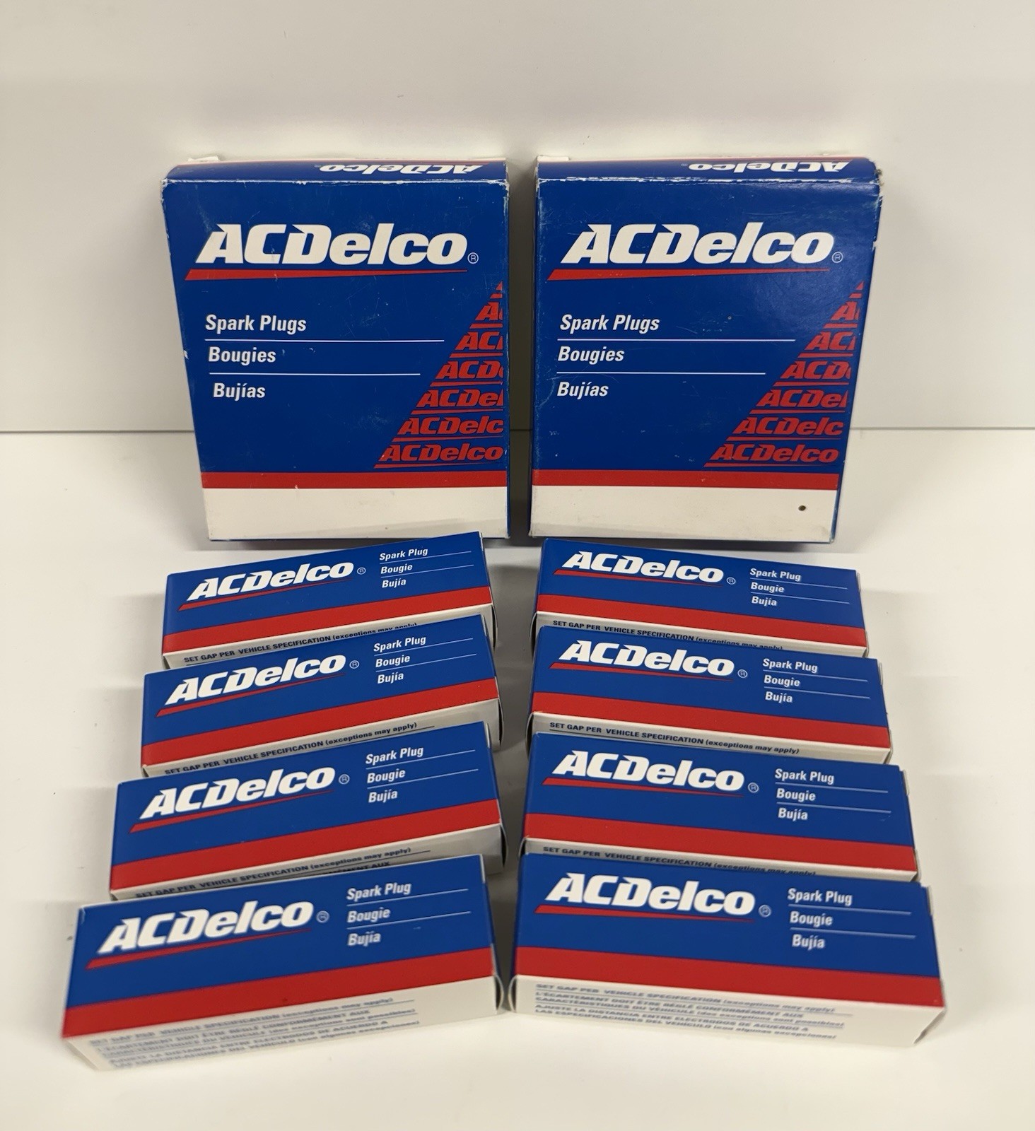 ACDelco CR43TS Spark Plugs Set of 8 19354425 Genuine OEM New Chevy Ford Dodge