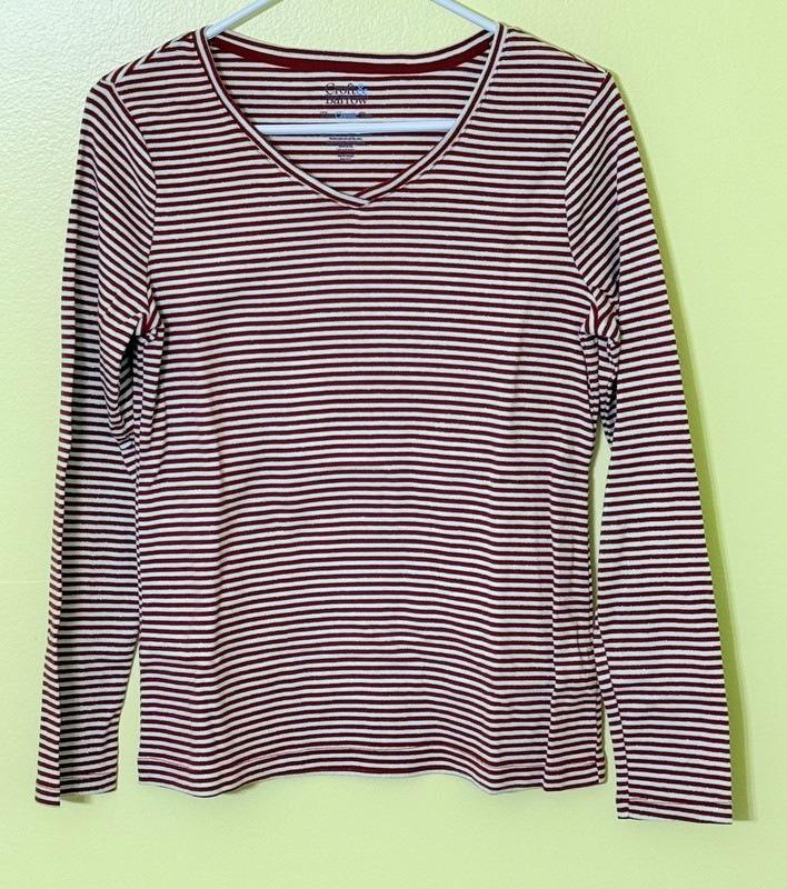 CROFT & BARROW Women's Long Sleeve V-Neck Classic Tee RUST/IVORY STRIPE  Size S