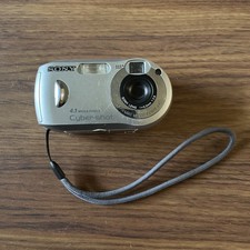 Sony Cyber-shot DSC-P41 Digital Camera Silver