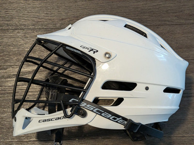 Cascade CPV-R Adjustable Lacrosse Helmet XS Black Strap Excellent Condition