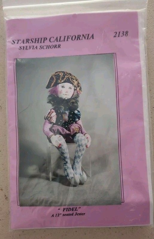   Sewing Pattern - Seated JESTER Doll  Fidel -  Craft Project   PRE-OWNED  