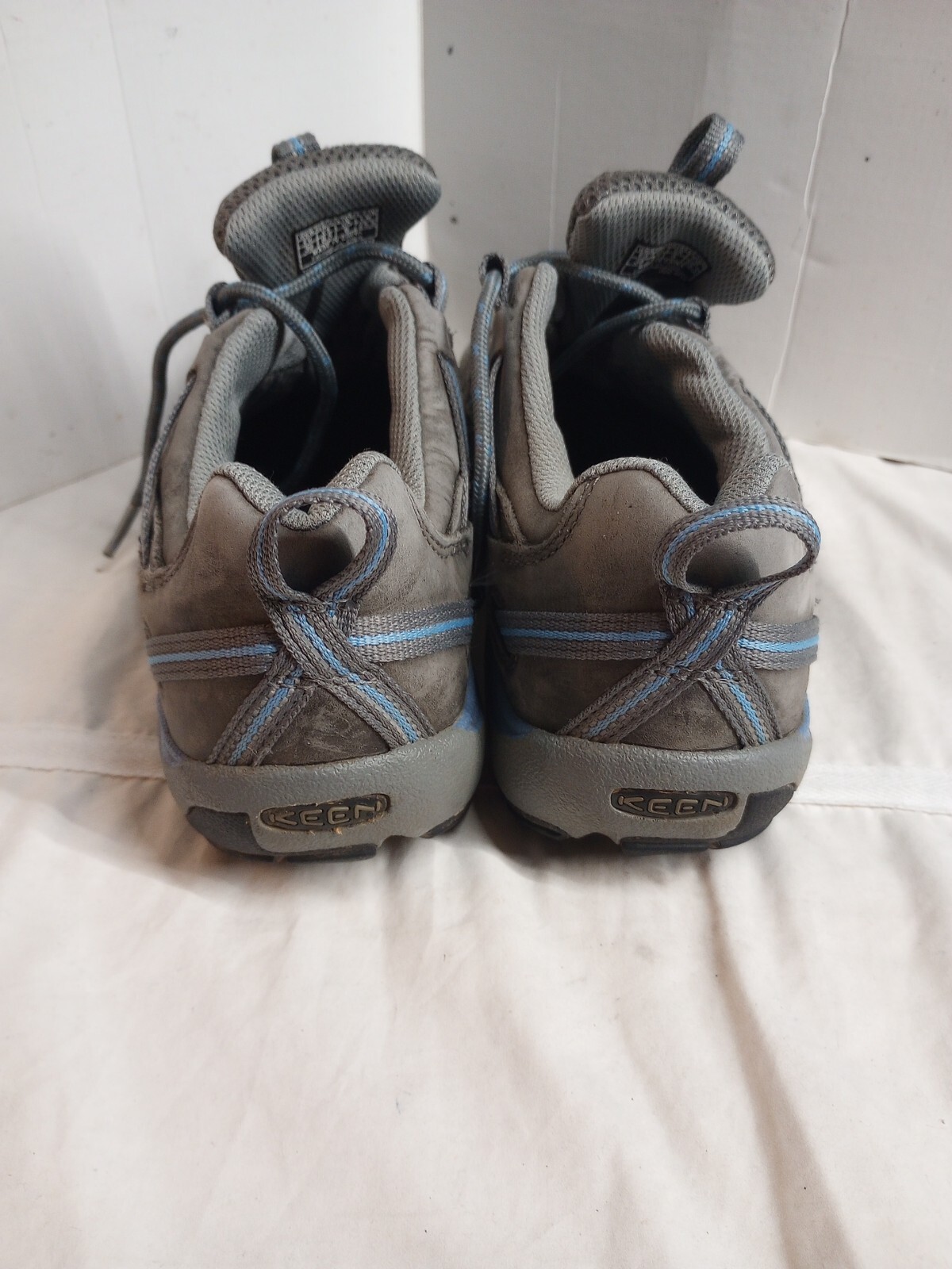 Scarpe da trekking Keen Alamosa da donna in pelle grigie blu taglia 8 5