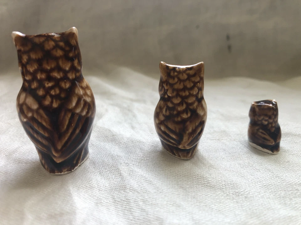 Vintage Lot of 3 Miniature Ceramic Japan Owl Family Figurines  - Image 3 of 4
