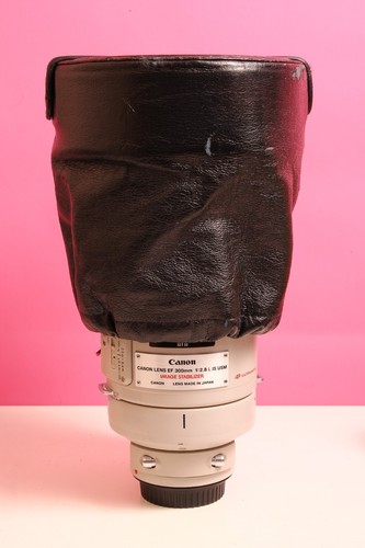 Canon EF 300mm f/2.8L IS (Image Stabilisation) USM Tele Lens Canon EF Mount