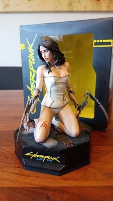 Cyberpunk 2077 E3 2018 Press Kit Statue   Mantis Blades Girl   extrem selten