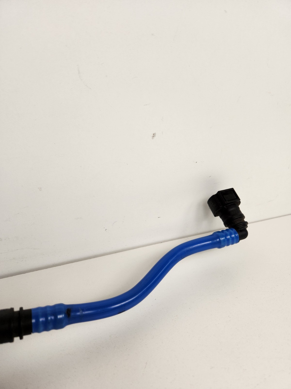 McLaren MP4-12C 2012-2014 Return pipe P/N 11K0134CP