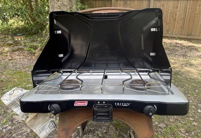 Coleman Triton Series Dual 2 Burner Portable Propane Camping Stove- Black -READ-