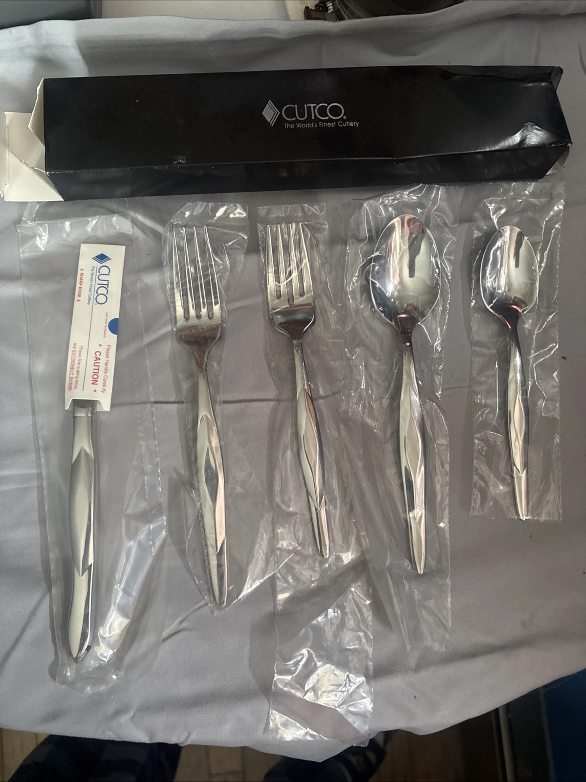 Cutco Place Setting - Thumbnail 2