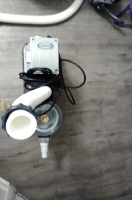 Intex Krystal Clear Pool System and Sand Filter Pump