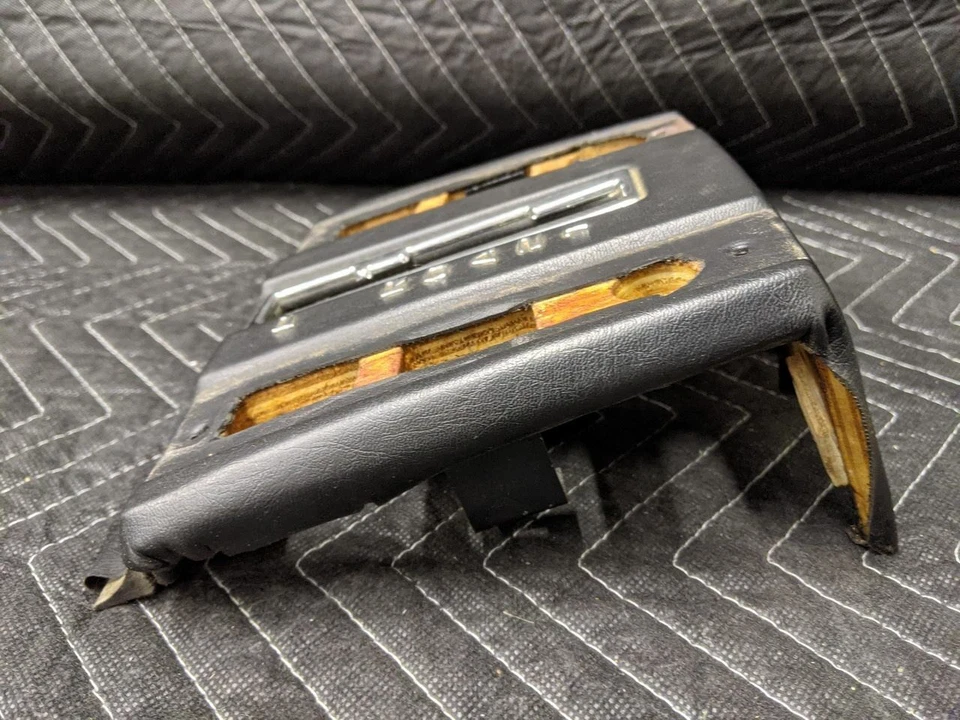 BMW 2.5CS/2800CS/3.0CSL Center Console Shift Trim Automatic 51161810739 Foto 4 de 4