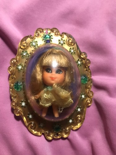 Vintage 1967 Mattel liddle kiddles kiddle Locket Doll Lou in Purple Door Case