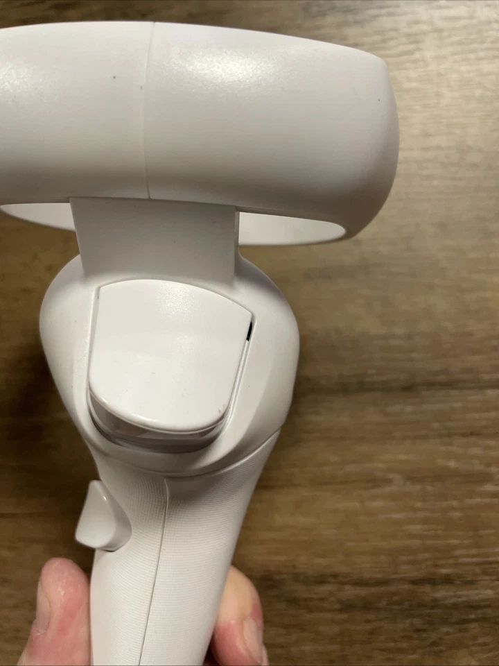 Pico Neo 3 VR Headset Left Controller W27-DC17 Untested - Image 3 of 4