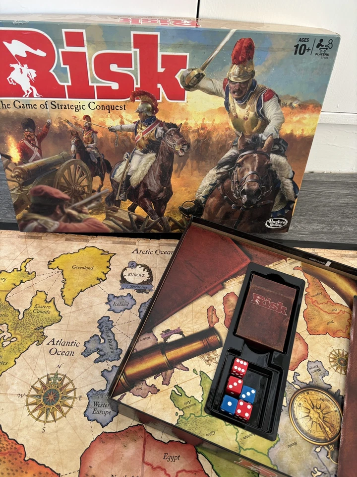 Risk The Game Of Strategic Conquest Board Game Vintage Complete & Good Condition - Image 3 of 4