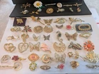 Vintage Gold Tone Jewelry Lot TRIFARI MONET 1928 ANNE KLEIN LISNER 50 Brooches