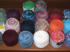 Wollpaket bunte Marken Sockenwoll-Reste 4-fach ca. 500g unverstrickt