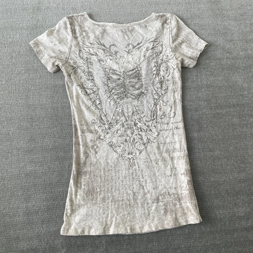 Miss Me T Shirt Women S Gray V Neck Tattoo Style Y2K Butterfly Rhinestones - Image 2 of 4