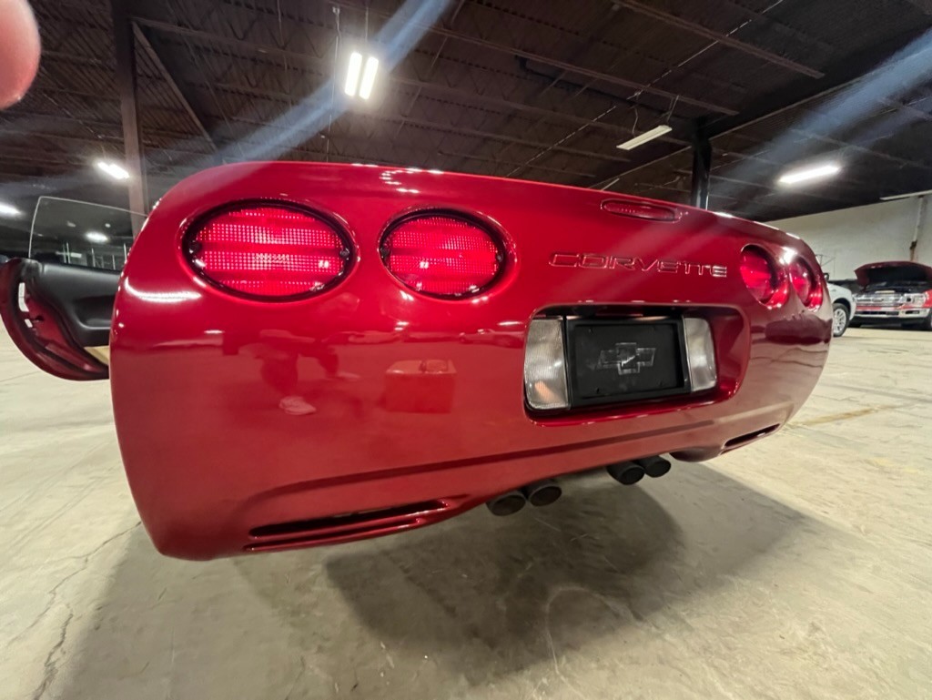 2000 Magnetic Red Metallic Chevrolet Corvette   | C5 Corvette Photo 9