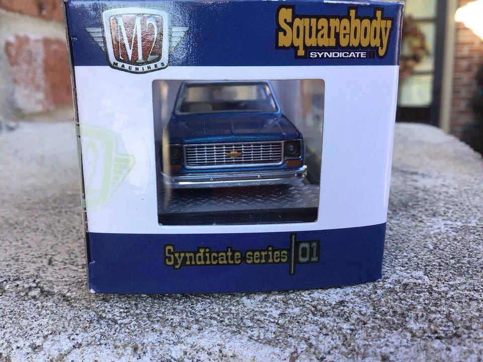 1:64 M2 Machines 1974 Chevrolet Cheyenne Super 10 Syndicate WMTS 11 🔥 - Image 3 of 4