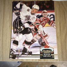 Topps Stadium Club Wayne Gretzky #18 Los Angeles Kings NHL Hockey Card