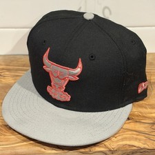 New Era 9FIFTY Chicago Bulls Windy City Snapback Hat 6x Champions Grey Brim OSFM