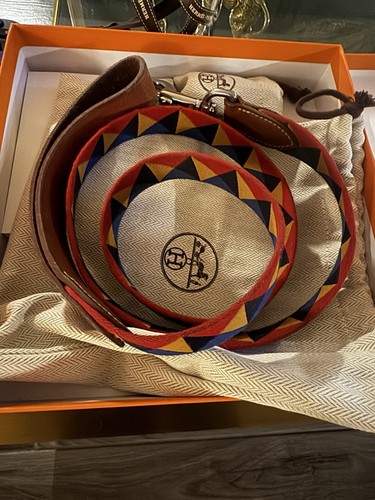 Authentic Hermès Medor dog leash with geometric pattern and leather handle. 47”