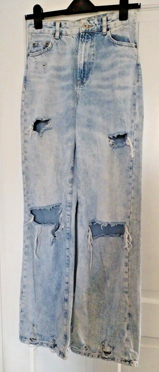 BERSHKA THE 90s WIDE LEG RIPPED JEANS SIZE UK