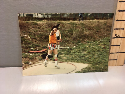 Vintage Photo 70's Shot Put Training t2